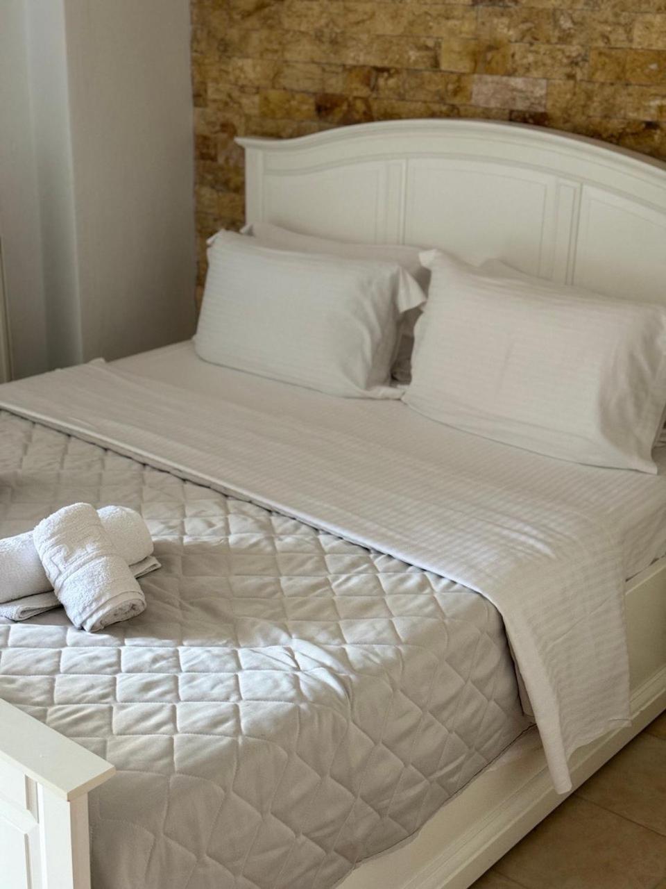 Amaryllis House Apartment *